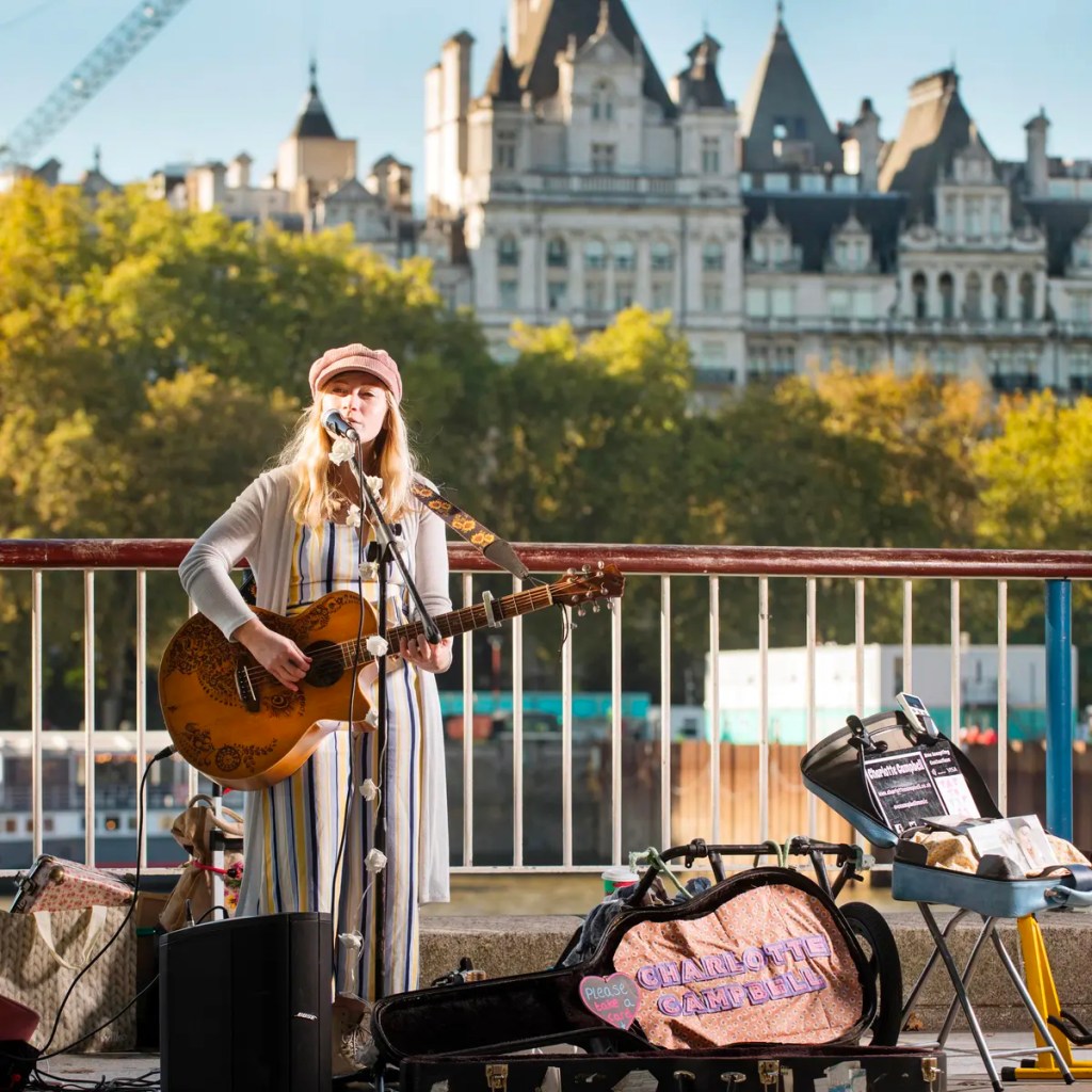 Taylor Swift tries to shake it off after taking to the mean&nbsp;streets