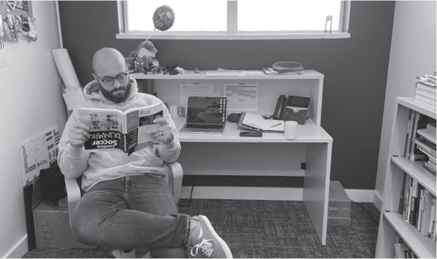 Guide to Having a Punny Little Holiday&nbsp;Season